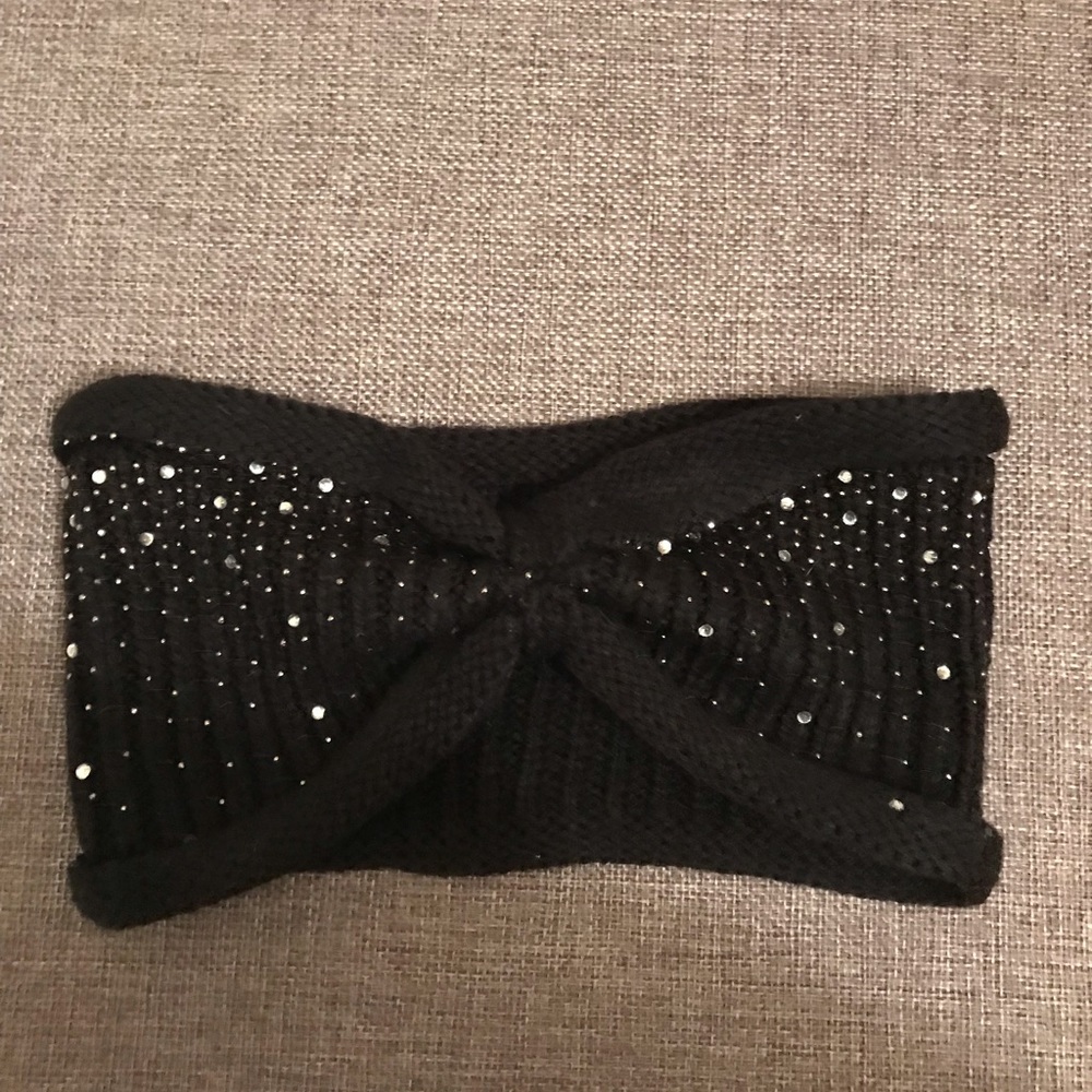 NWOT- Ear warmer headband
